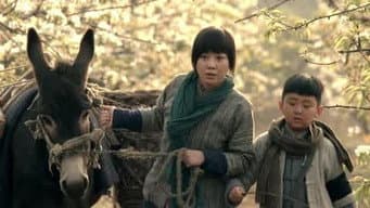 母子孤苦逃亡