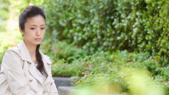 无法回到过去的两人…… 假面夫妻竟双双出轨 ！？