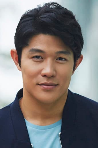 铃木亮平