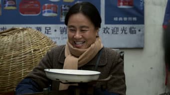 工作让给女儿妈妈辛苦练摊