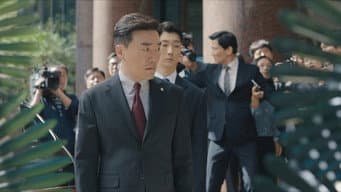 别隐藏起来。让我看到一切。